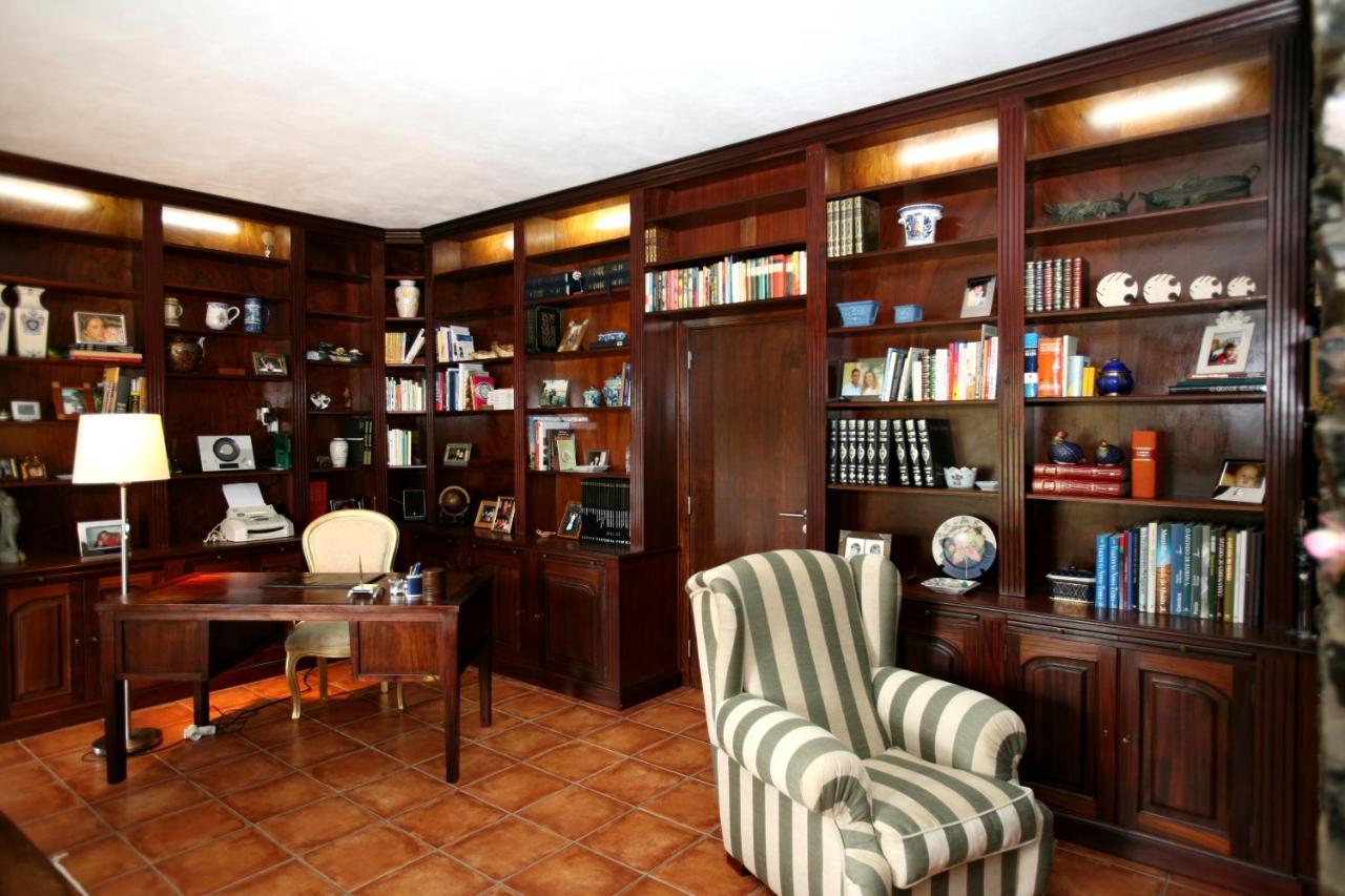 Casa Ribeira De Pera Villa Castanheira de Pera Exterior foto